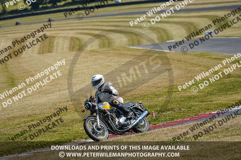 cadwell park;cadwell park photographs;cadwell trackday photographs;enduro digital images;event digital images;eventdigitalimages;peter wileman photography;racing digital images;trackday digital images;trackday photos